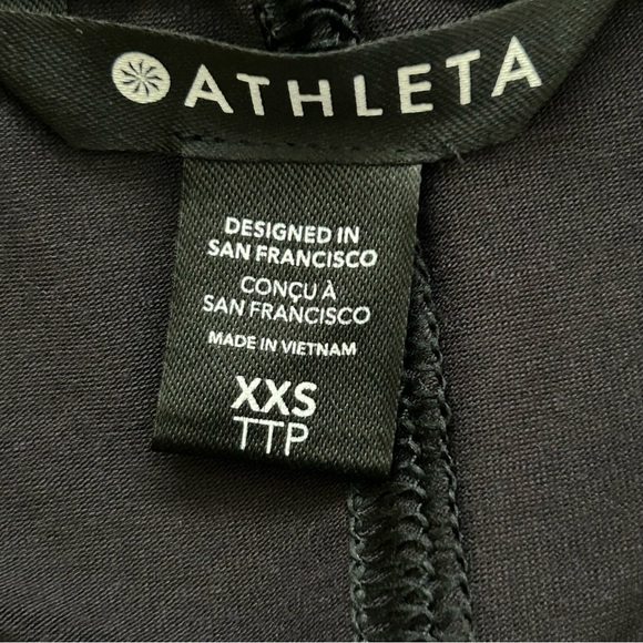 Athleta Cloudlight Stratus Short Sleeve Tee - Picture 4 of 8